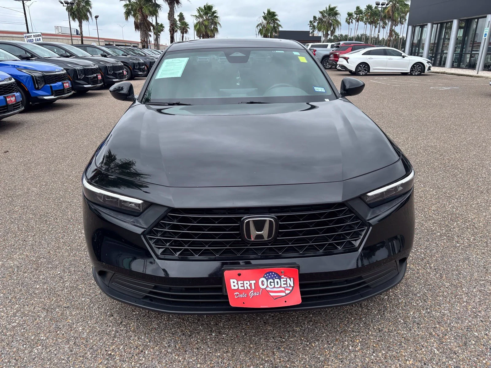 Used 2024  Honda Sport image 2