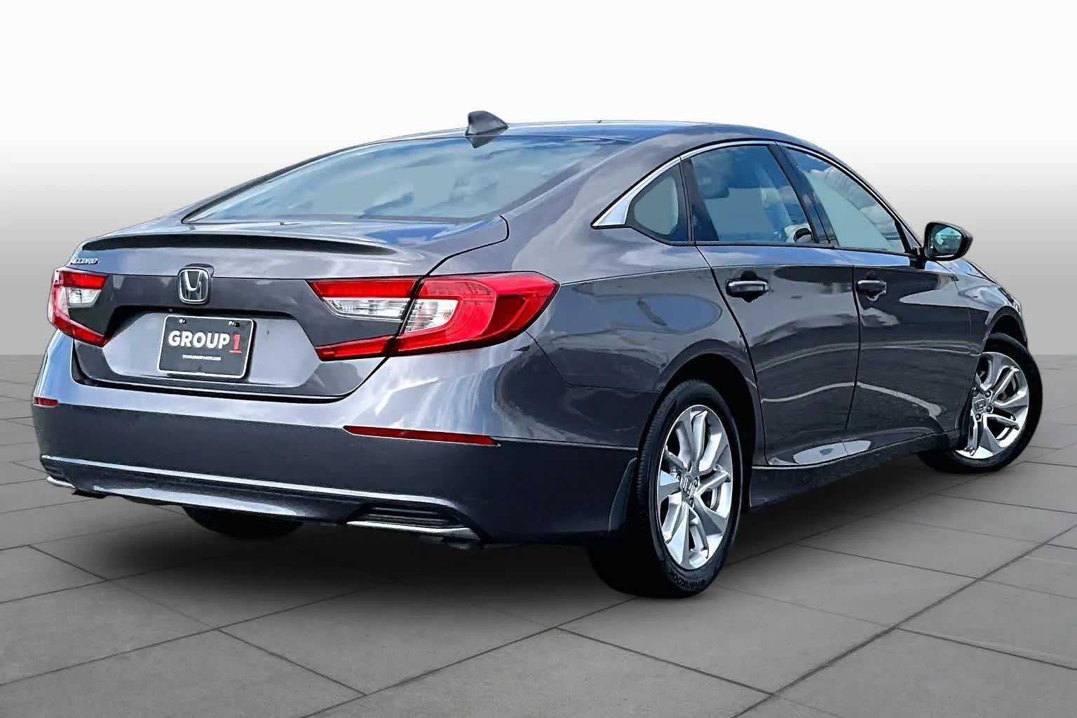 Used 2019 Modern Steel Metallic Honda LX 1.5T image 12