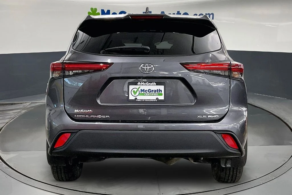 Used 2023 Gray Toyota XLE image 6