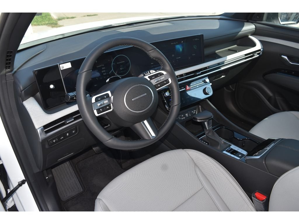 2026 Hyundai Santa Cruz Limited - Photo 14