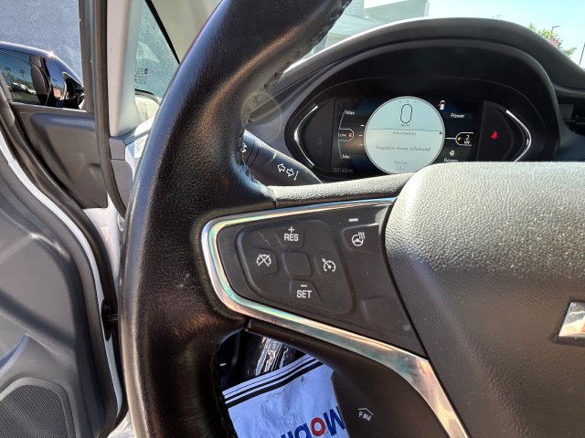 Used 2020 White Chevrolet LT image 22