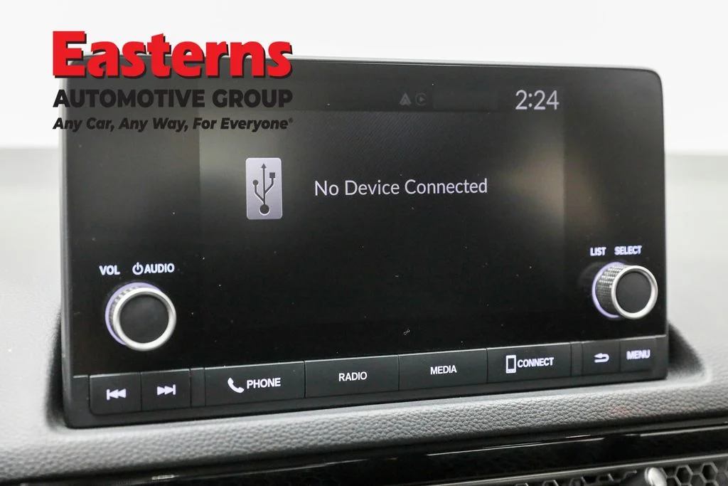 Used 2025 White Honda LX image 17