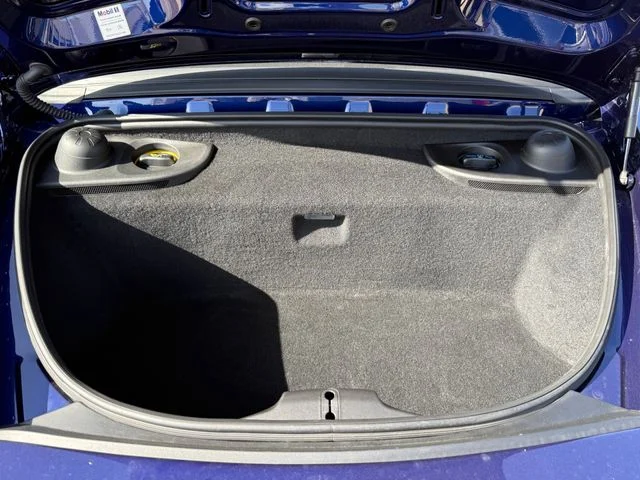 Used 2020 Gentian Blue Metallic Porsche Base image 23