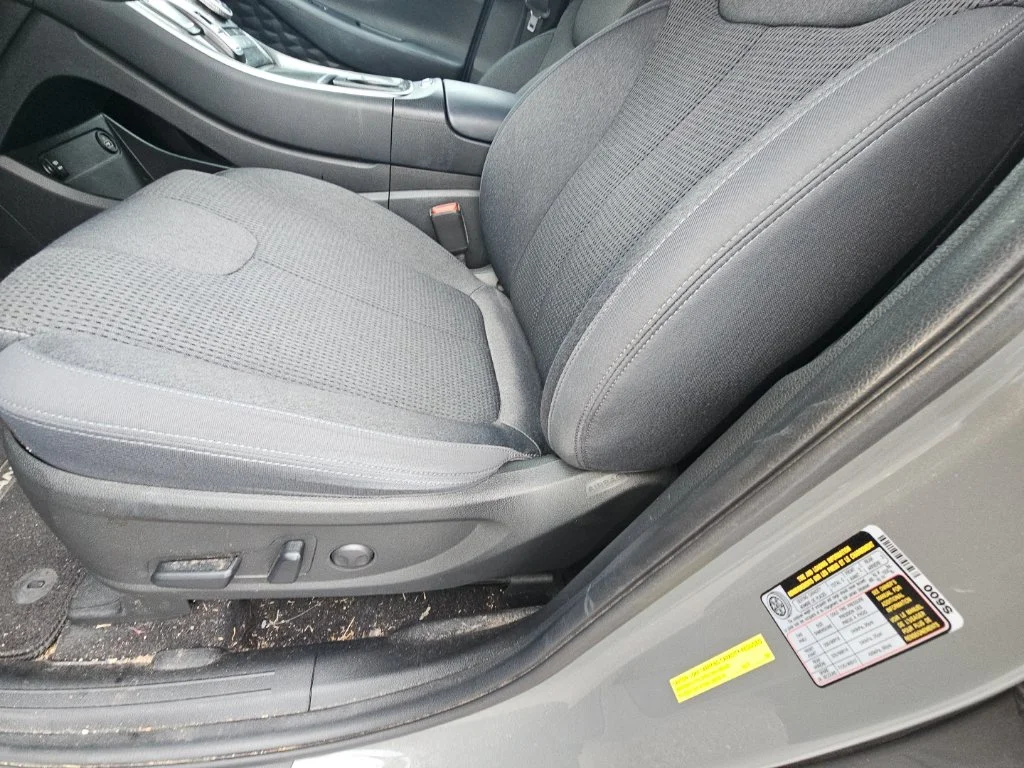 Used 2022 Gray Hyundai SEL image 14