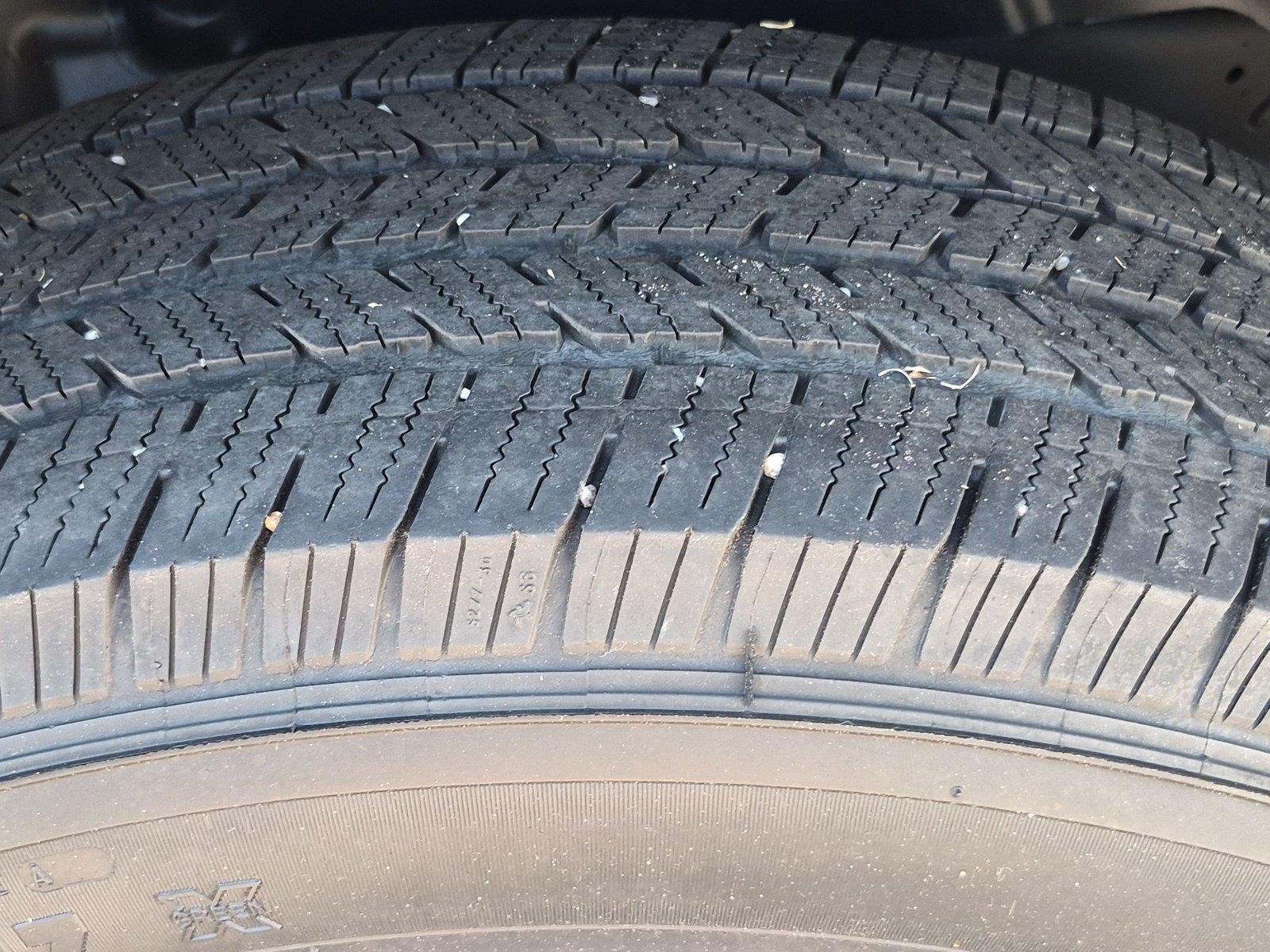Used 2022 Granite Crystal Metallic Clearcoat Jeep Unlimited Sport image 14