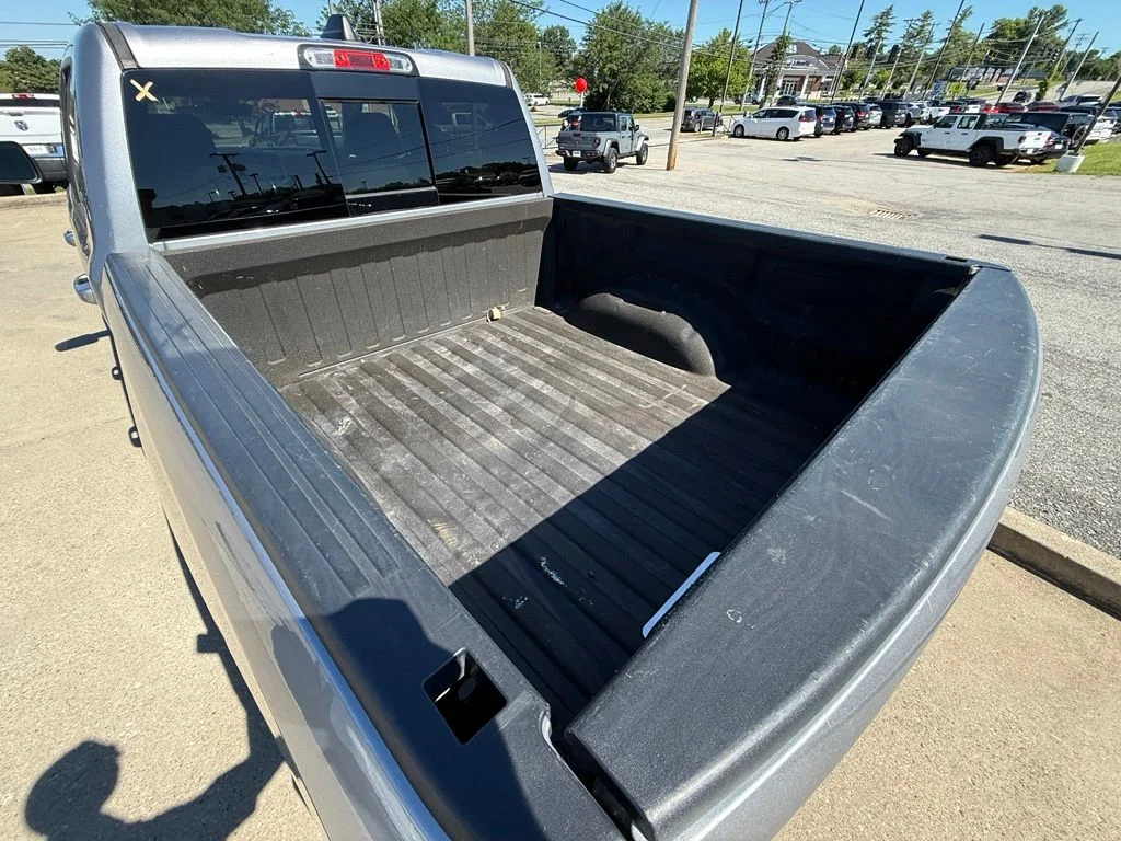 Used 2020 Silver Ram Big Horn/Lone Star image 9