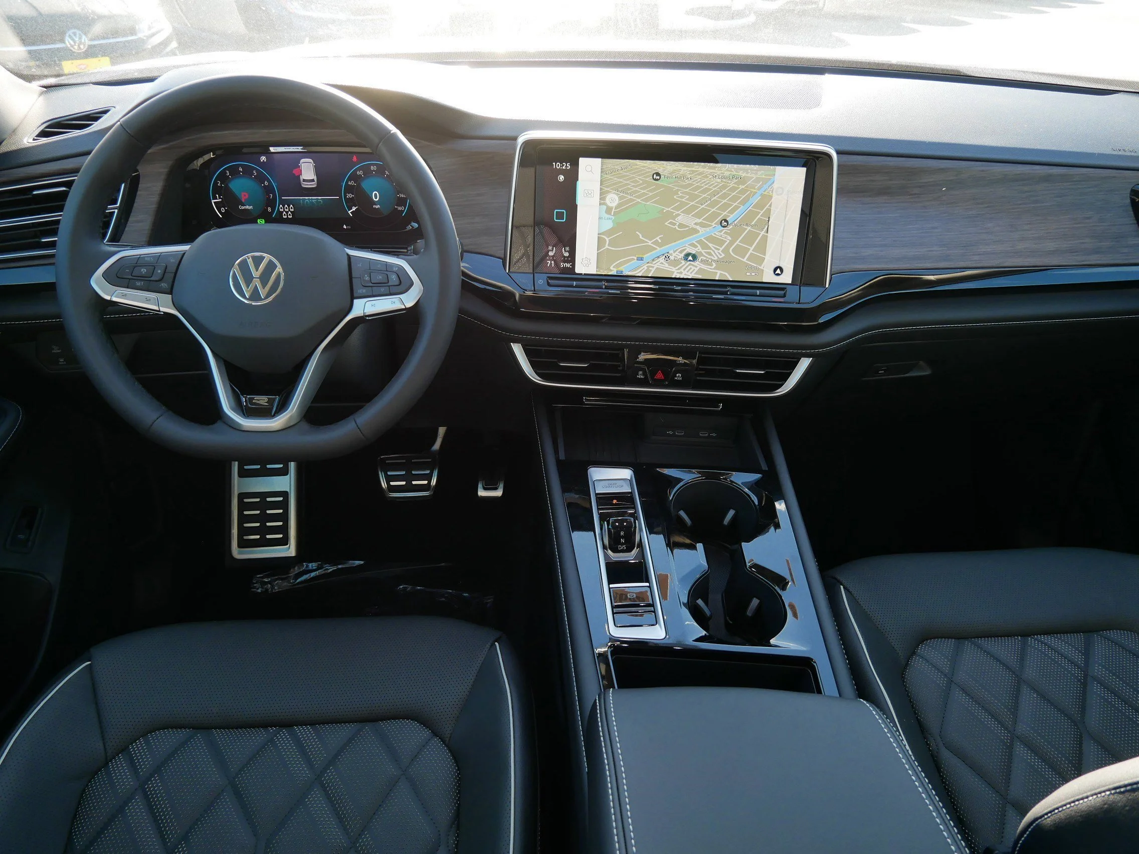 New 2026 Opal White Pearl Volkswagen 2.0T SEL Premium R-Line image 5