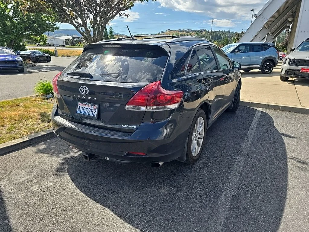 Used 2013 Black Toyota LE image 2