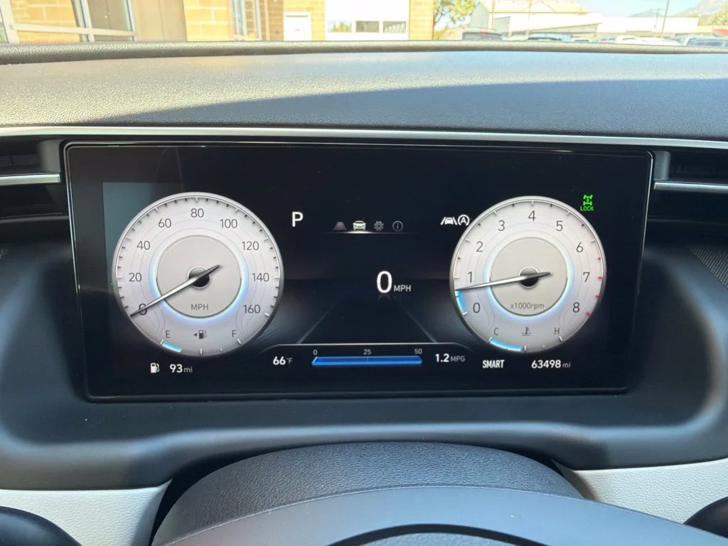 Used 2022 Gray Hyundai SEL image 13