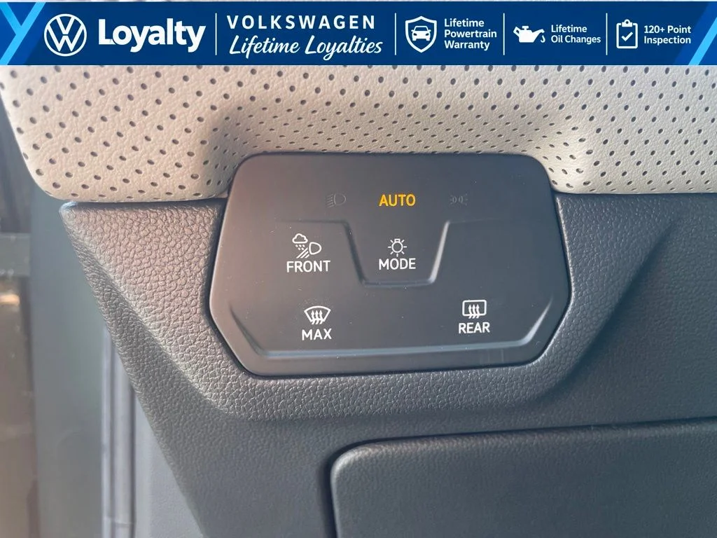 Used 2026 Green Volkswagen Peak Edition image 22