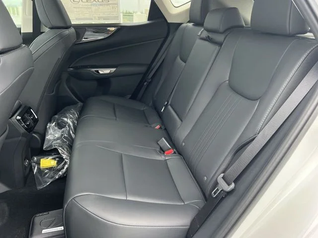 Used 2025 White Lexus 250 Premium image 23