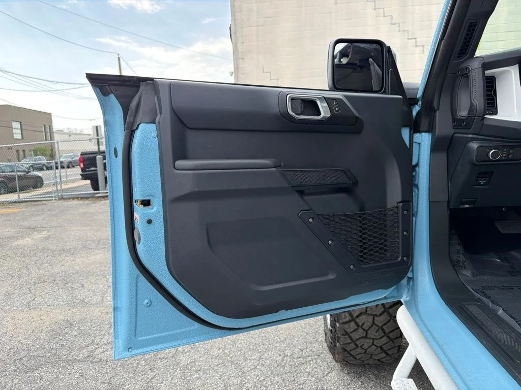 Used 2025 Black Ford Base image 38
