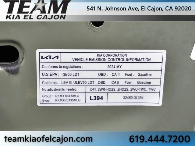 Used 2024 Green Kia SX X-Line AWD image 41