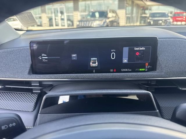 Used 2025 Blue Metallic Ford Premium image 38