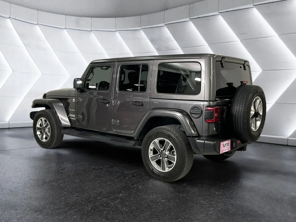Used 2021 Gray Jeep Unlimited Sahara image 6
