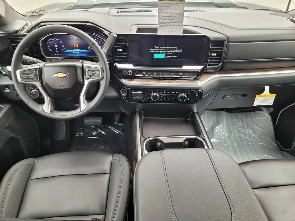 2026 Chevrolet Silverado 3500 HD LT - Photo 10