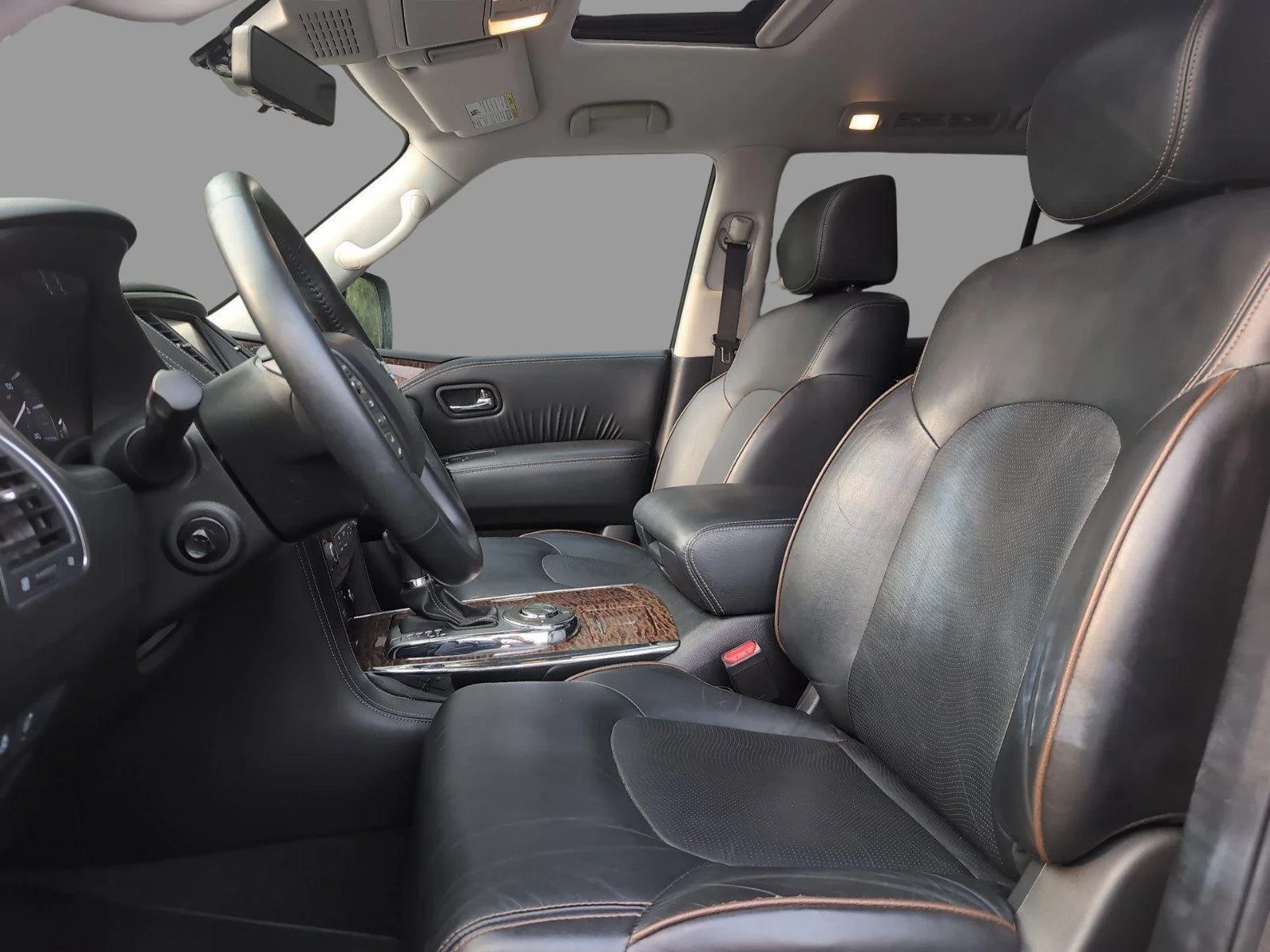 Used 2018 Mocha Almond Nissan Platinum image 16
