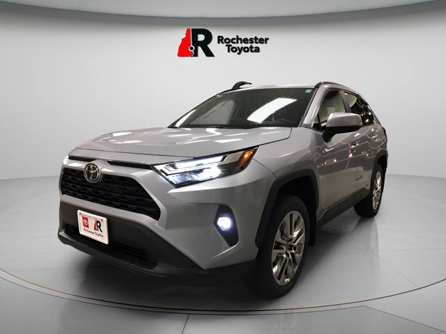 Certified Used 2025 Silver Toyota XLE Premium image 8