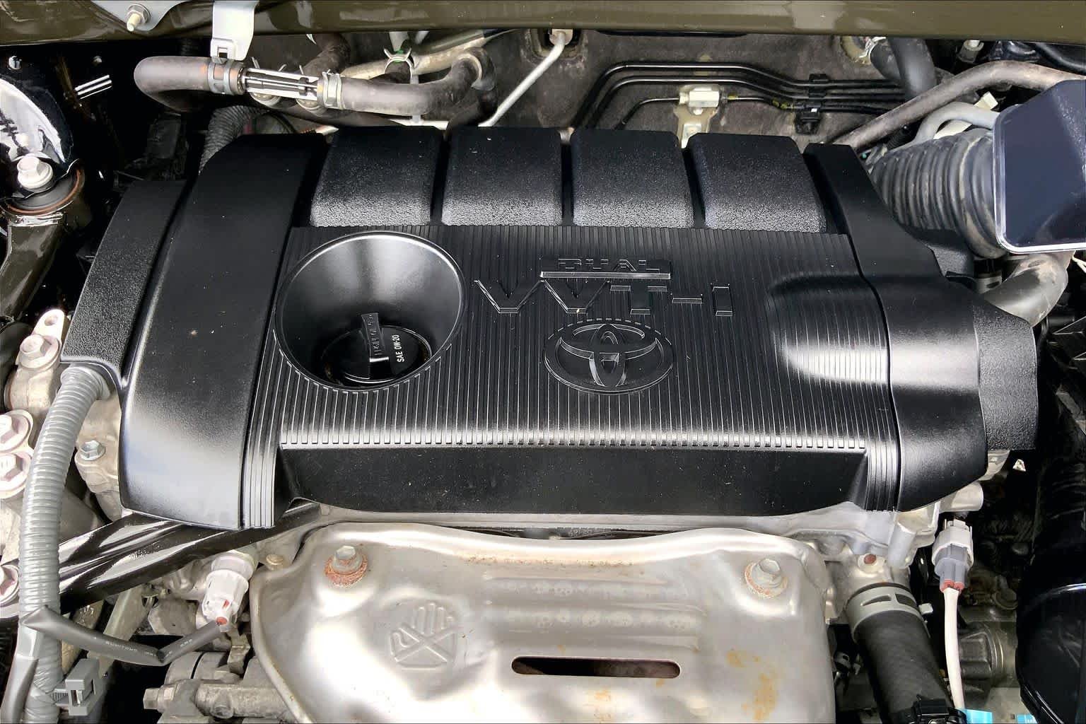 Used 2019 Midnight Black Metallic Toyota LE image 32