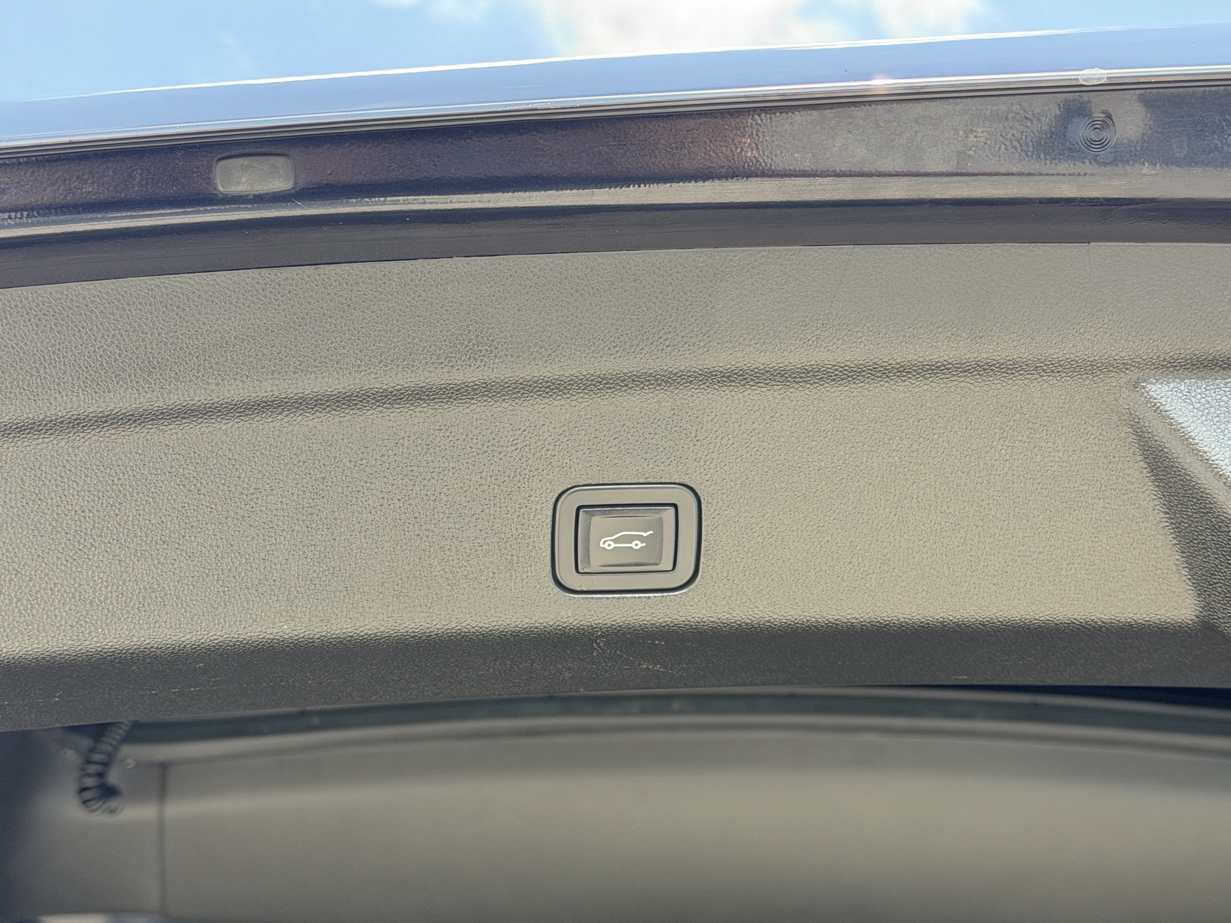 Used 2024 Dark Moon Blue Metallic Cadillac 4WD Sport Platinum image 7