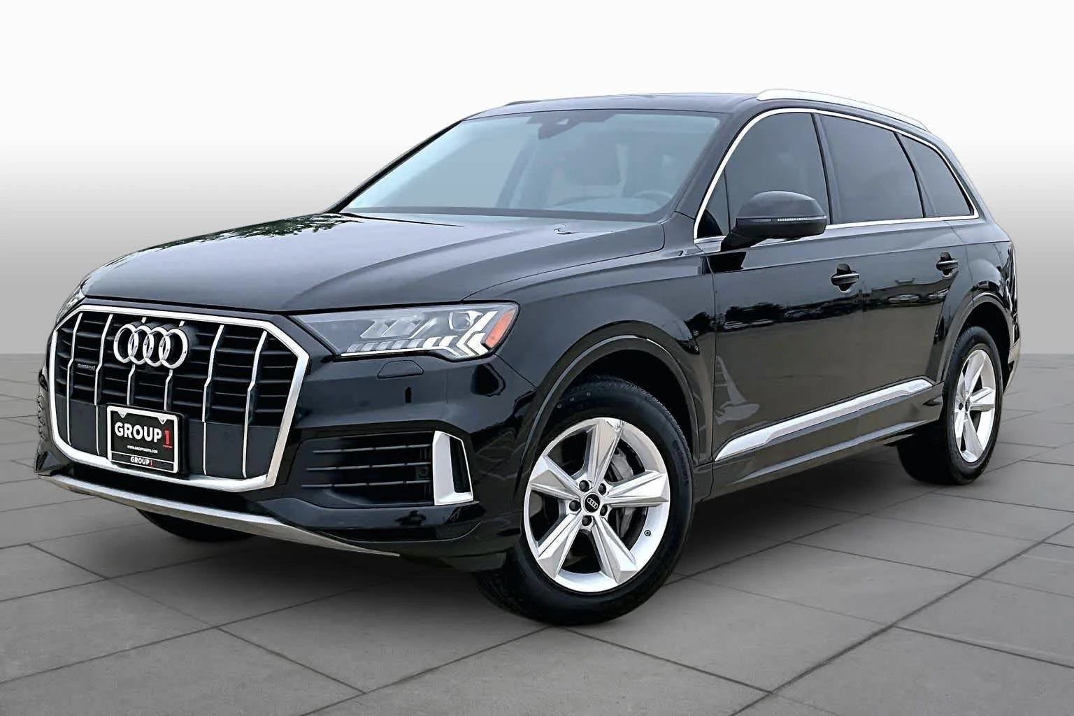2023 Audi Q7 55 Premium quattro Tiptronic's photo