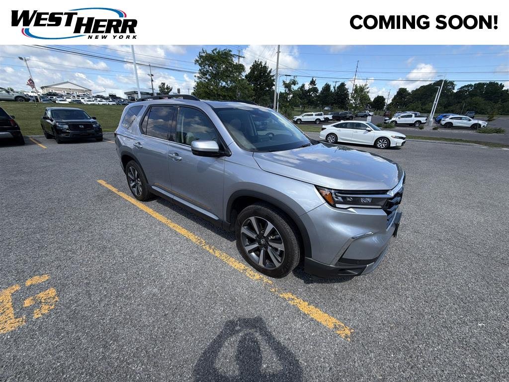 Used 2024 Lunar Silver Metallic Honda Touring image 1