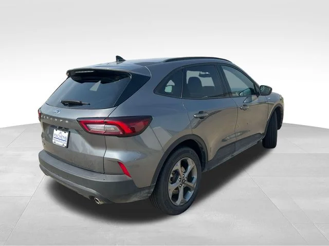 Used 2025 Gray Ford ST-Line image 6