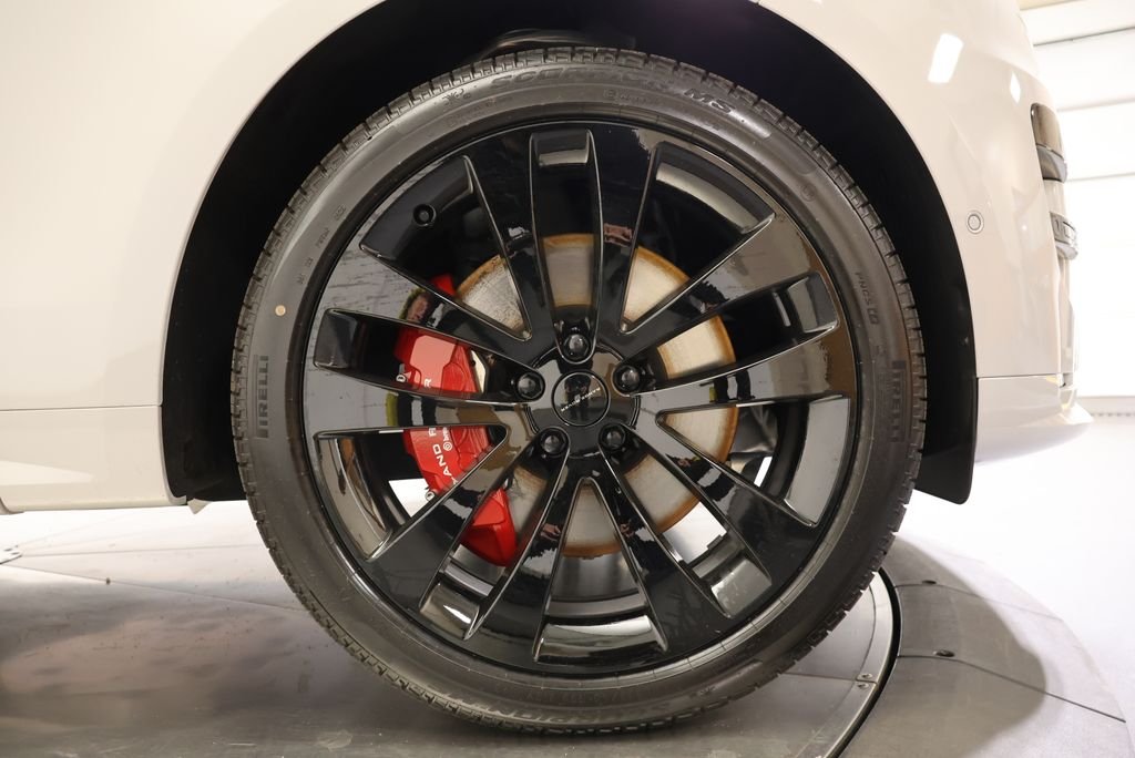 New 2026 Borasco Grey Land Rover Dynamic SE image 12