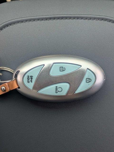 New 2026 Gray Hyundai SEL image 32