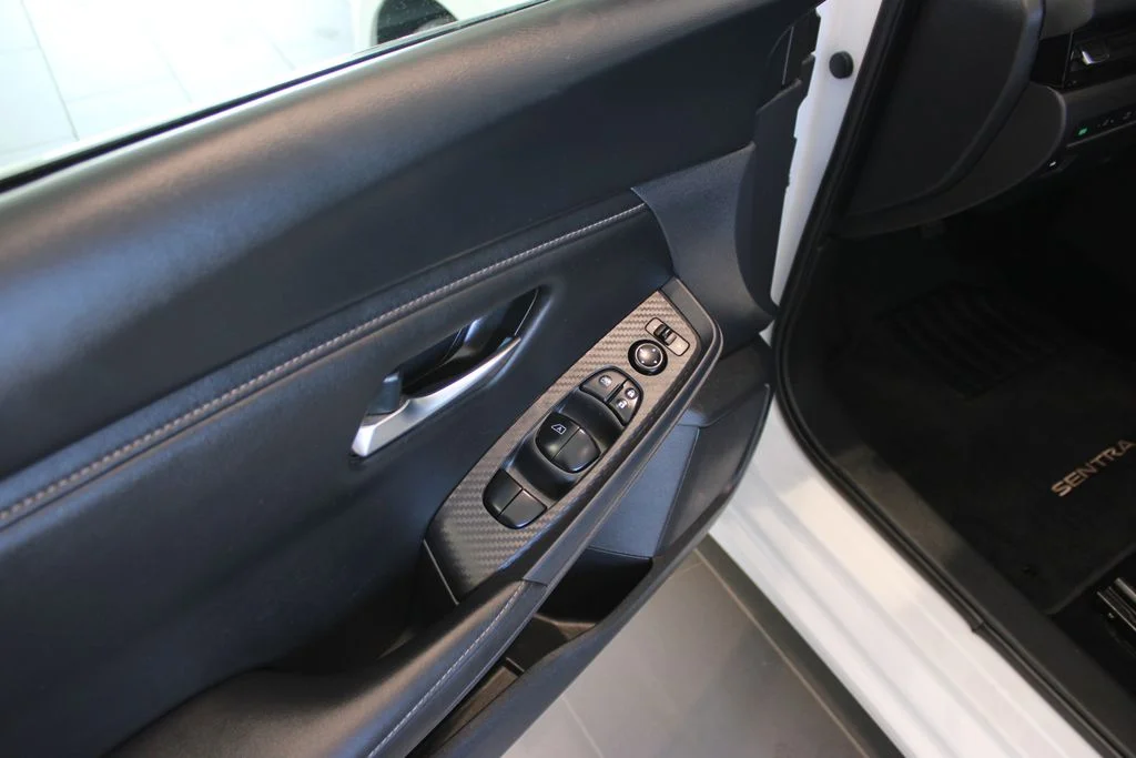 Used 2024 White Nissan SV image 29