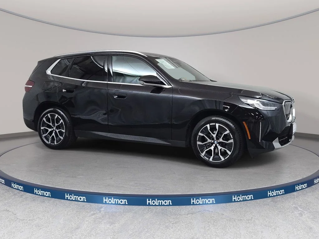 Used 2025 Black Sapphire Metallic BMW 30 xDrive image 4