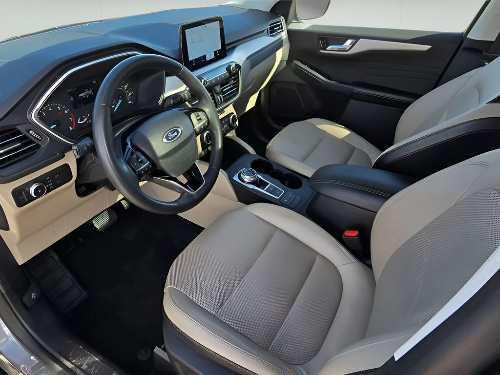 Used 2022 Carbonized Gray Metallic Ford SEL image 25