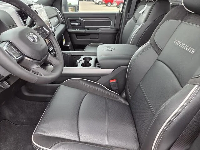 New 2026 Silver-Zynith Exterior Paint RAM Laramie image 21