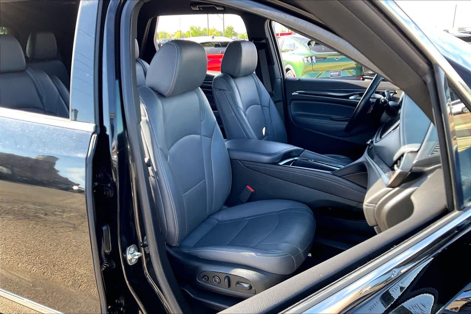2024 Buick Enclave Premium - Photo 9