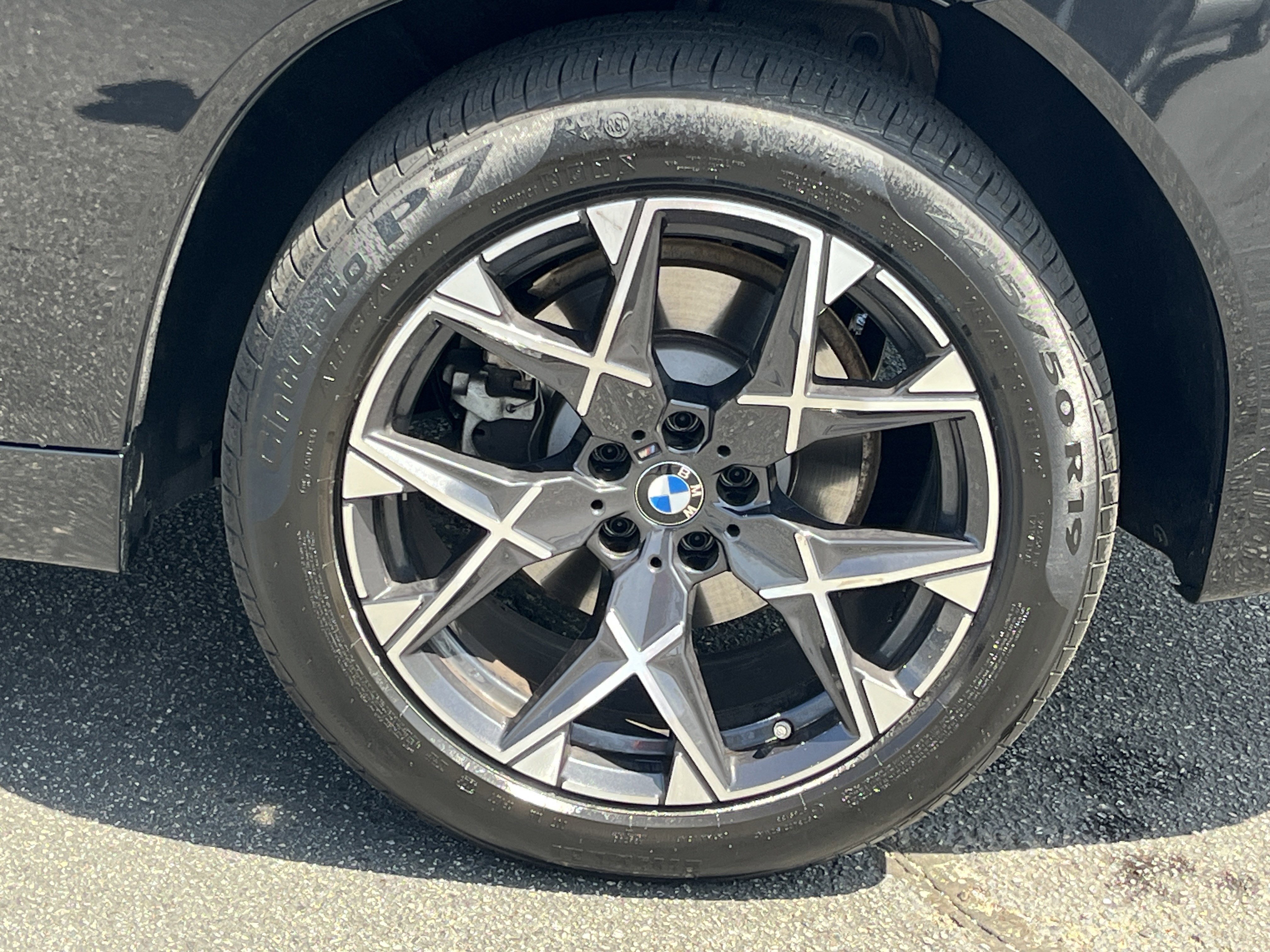 Used 2025 Black Sapphire Metallic BMW 30 xDrive image 30