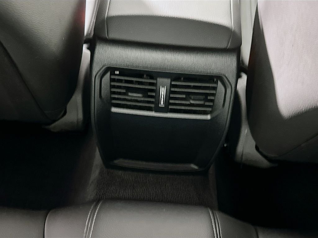 2025 BMW 4 Series M440i - Photo 25