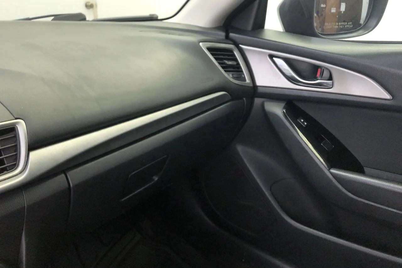 Used 2018 Jet Black Mazda Sport image 11