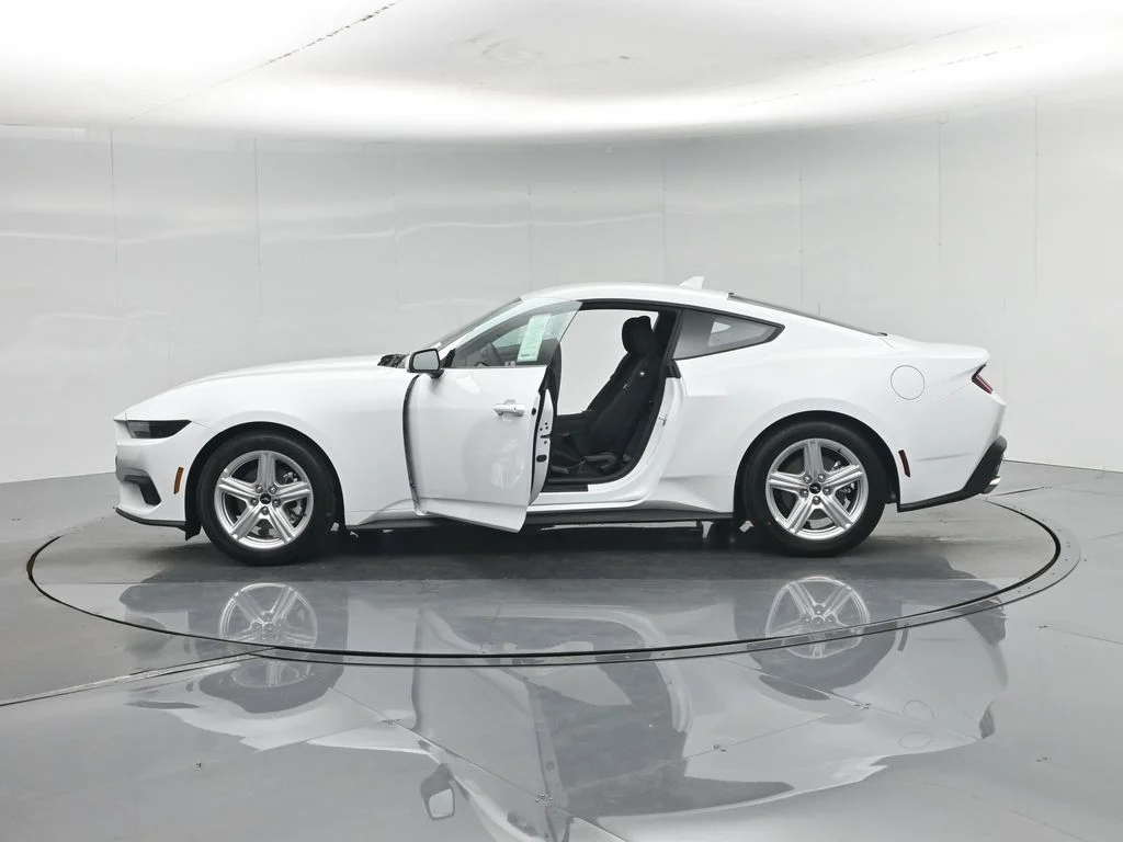 New 2026 Oxford White Ford EcoBoost image 32