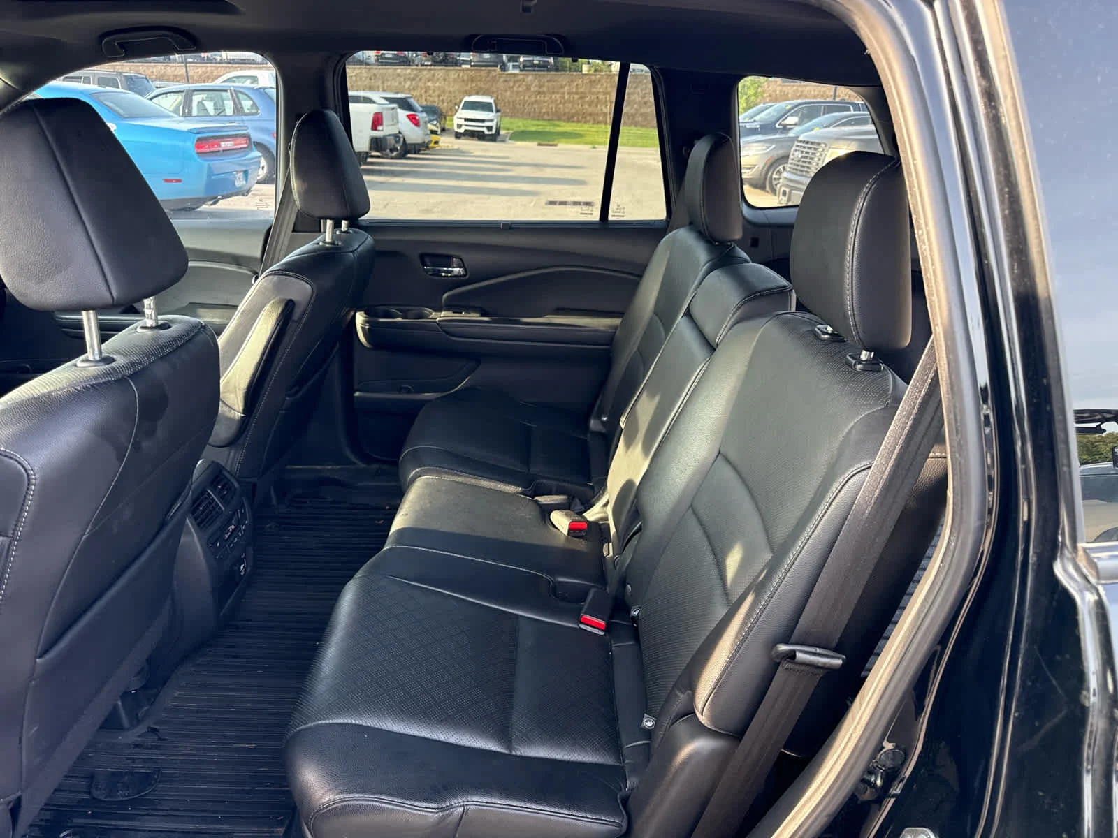 Used 2019 Crystal Black Pearl Honda Touring image 10