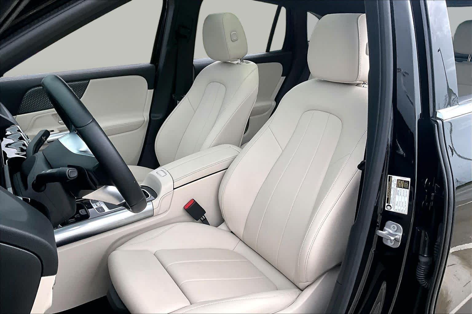 Pre-Owned 2025 Mercedes-Benz GLA 250