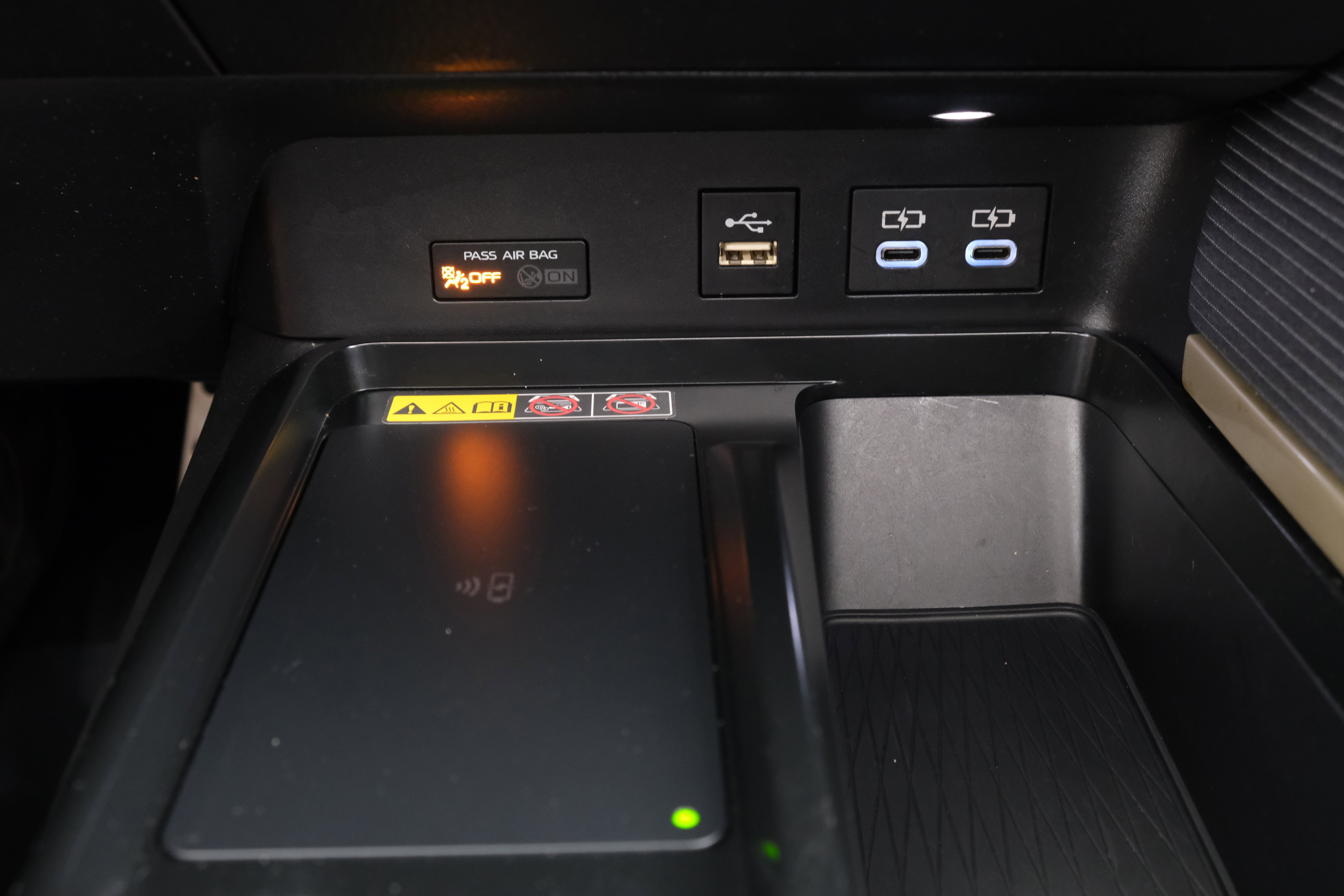 Certified Used 2025 Heavy Metal Toyota SE image 43