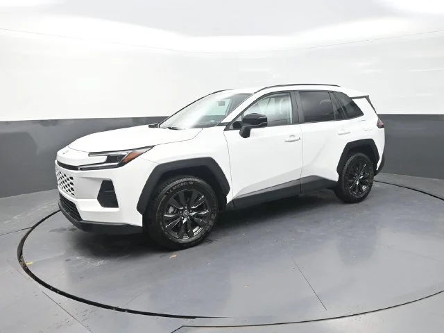 Used 2026 White Toyota XLE Premium image 3