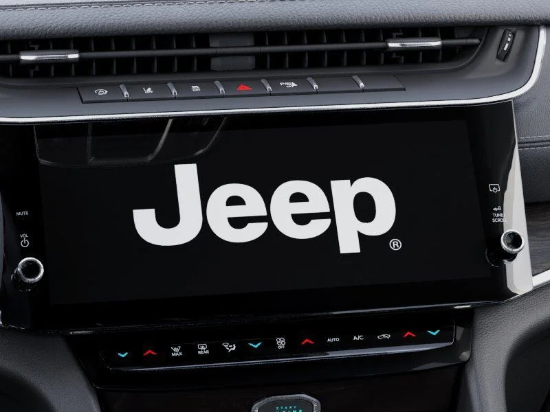 New 2026 Diamond Black Crystal Pearl-Coat Exterior Paint Jeep Limited Reserve image 18