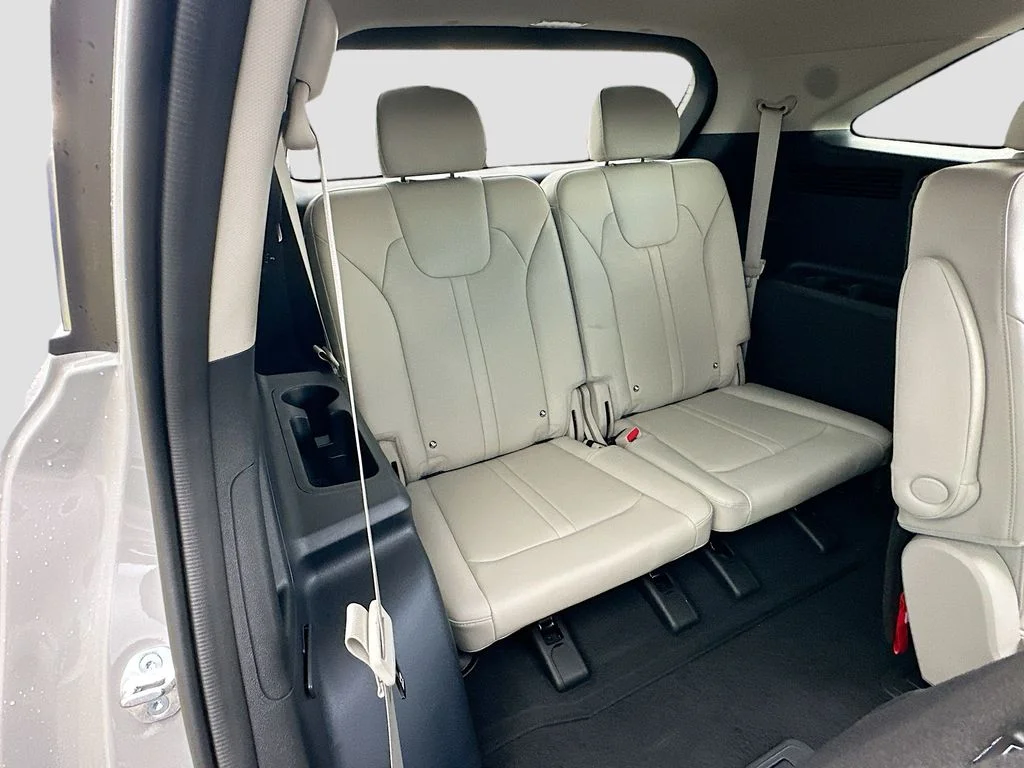 New 2026 Wolf Gray Kia EX image 28