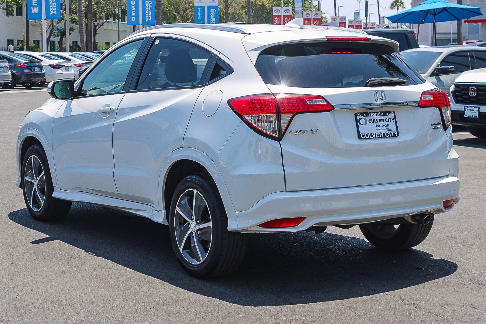 Used 2019 Platinum White Pearl Honda Touring image 6