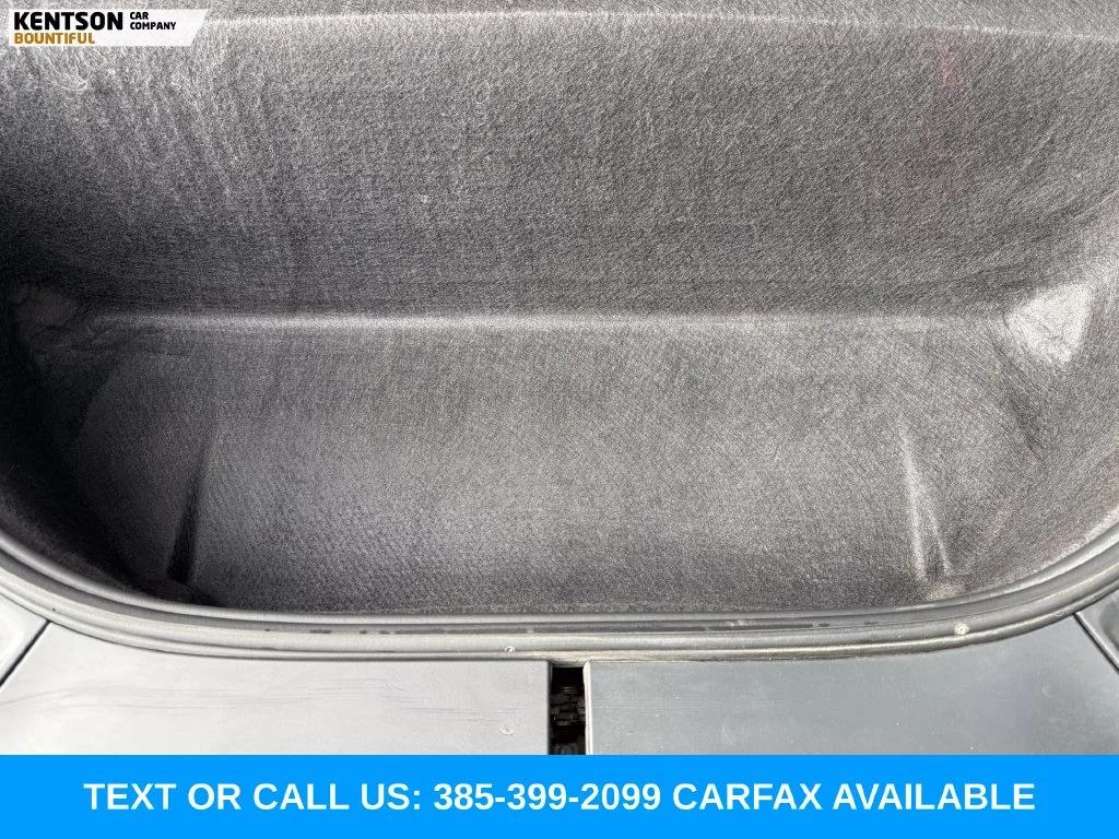 Used 2020 White Tesla Long Range image 38