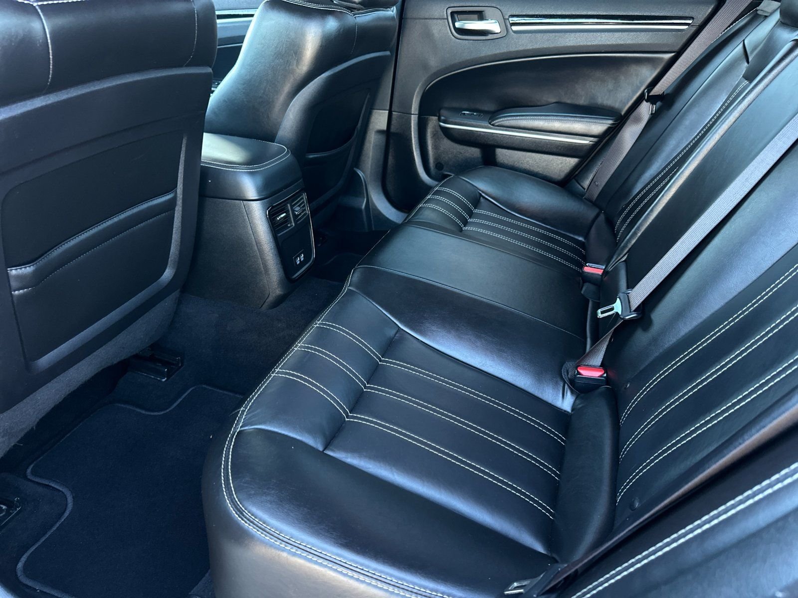 Used 2019 Gloss Black Chrysler S image 11