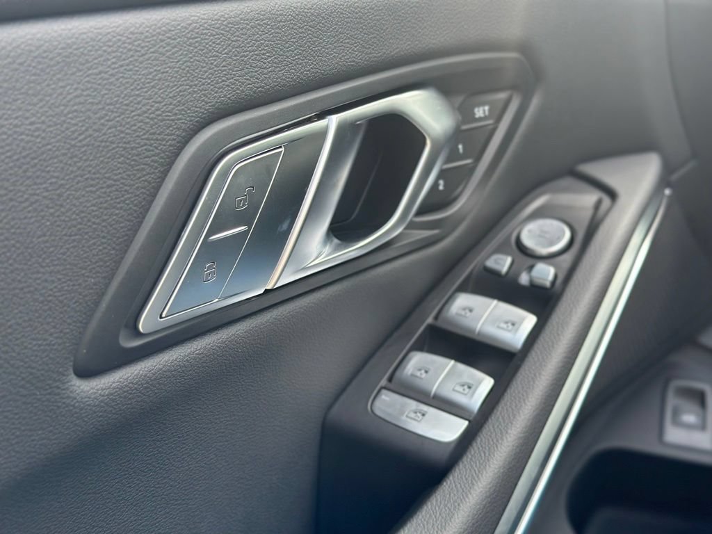 New 2026 Skyscraper Grey Metallic BMW 330i xDrive image 17