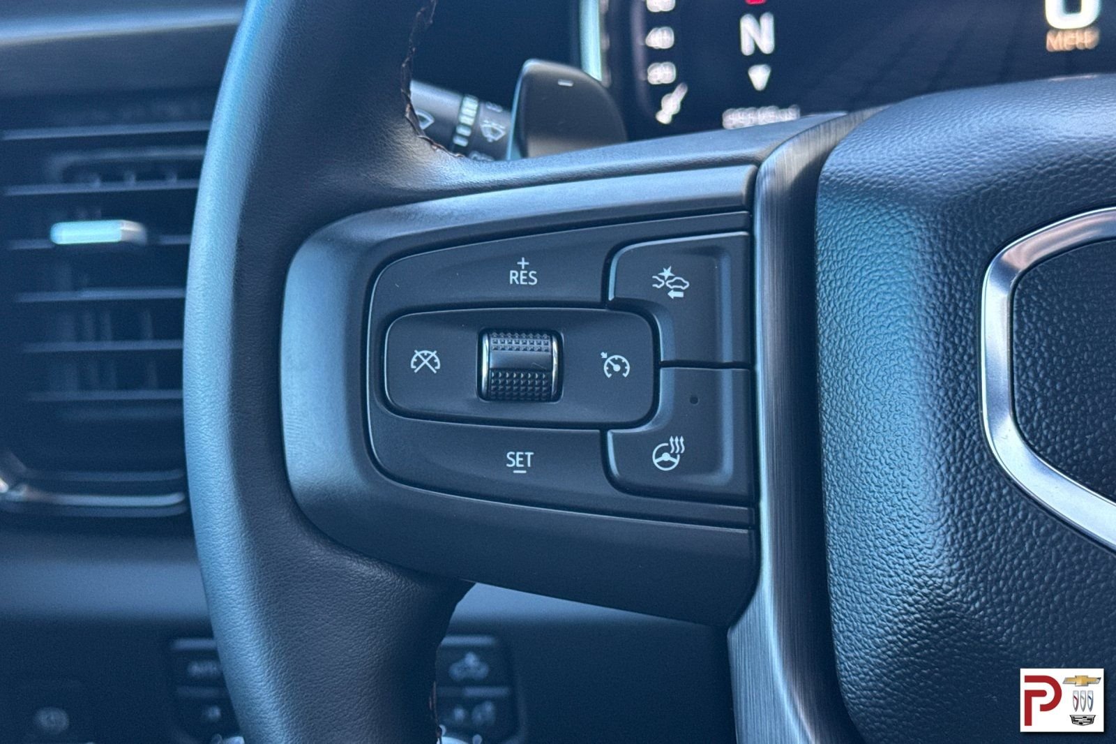 Used 2024 White GMC AT4 image 26