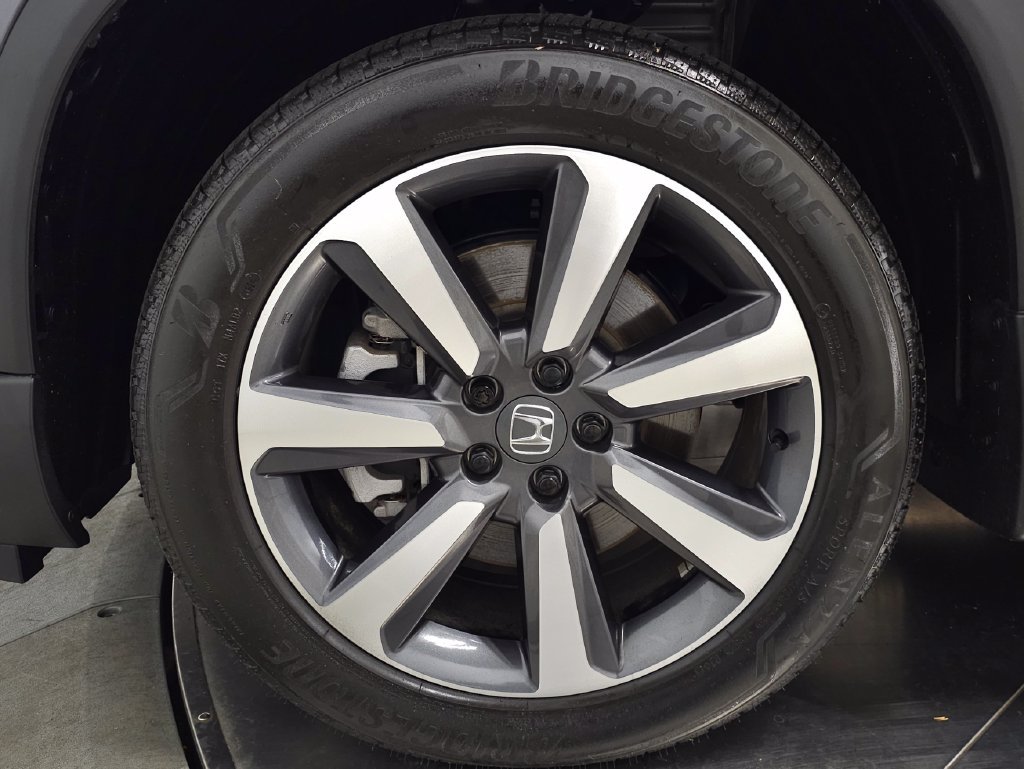Used 2025 Gray Honda Elite image 13